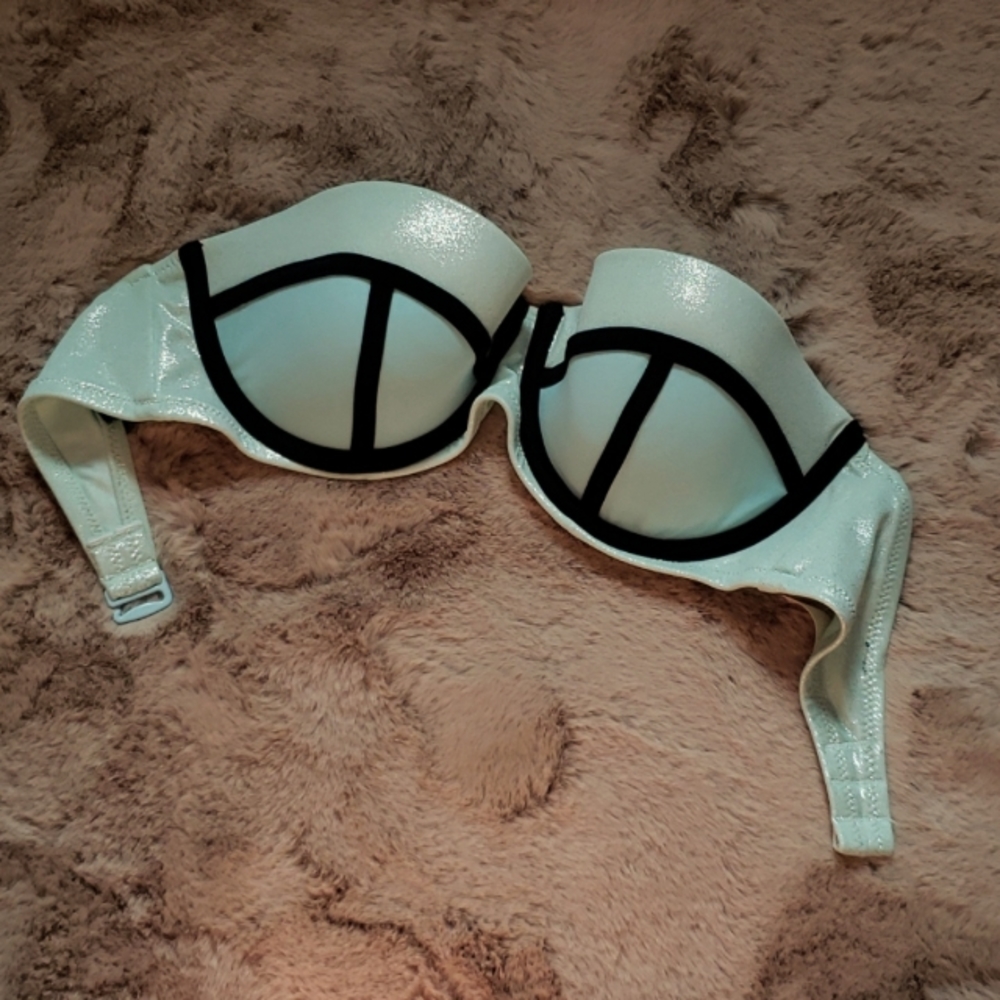 NWOT VS Swim Top